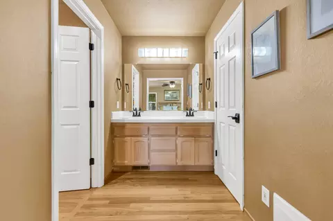Entry Way - 3495 E Collier Rd, Acampo, CA 95220 photo 6 of 6