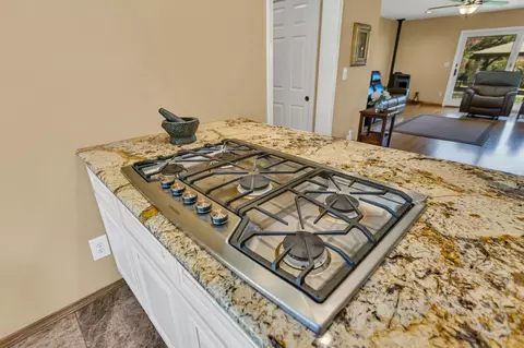 Kitchen - 3495 E Collier Rd, Acampo, CA 95220 photo 4 of 12
