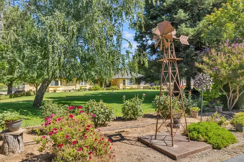 Exterior - 3495 E Collier Rd, Acampo, CA 95220 photo 11 of 31