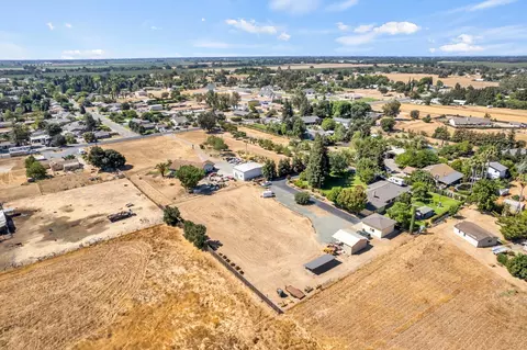 View/Area - 3495 E Collier Rd, Acampo, CA 95220 photo 4 of 8