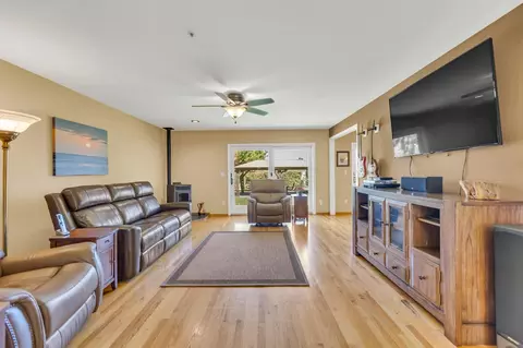 Living - 3495 E Collier Rd, Acampo, CA 95220 photo 5 of 6