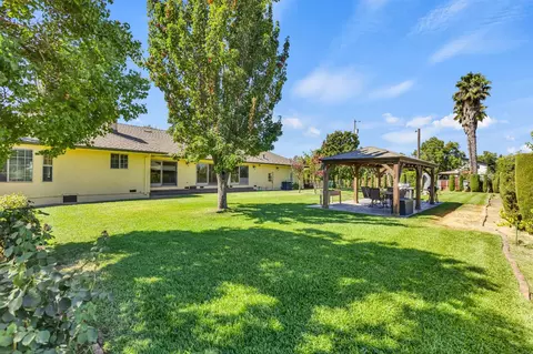 Exterior - 3495 E Collier Rd, Acampo, CA 95220 photo 30 of 31