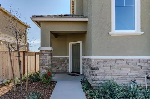 1358 River Run Cir, Ione, CA 95640 photo 2