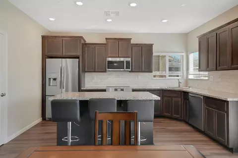 1358 River Run Cir, Ione, CA 95640 photo 3