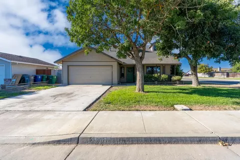 1080 Lee Ave, Gustine, CA 95322 photo 3