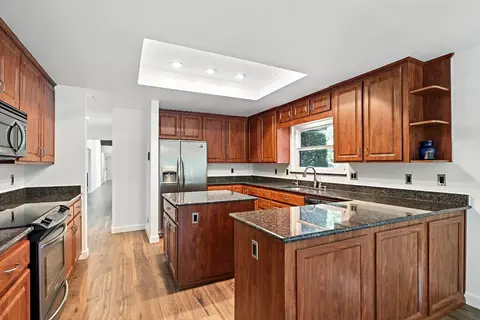 400 Hamden Ln, Modesto, CA 95350 photo 13