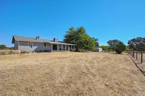 Exterior - 3098 Don Rd, Biggs, CA 95917 photo 6 of 16