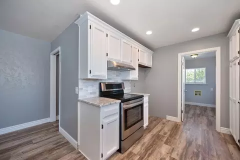 Entry Way - 3098 Don Rd, Biggs, CA 95917 photo 1 of 2
