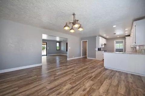 Living - 3098 Don Rd, Biggs, CA 95917 photo 9 of 14