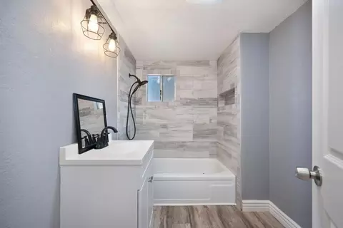 Bath - 3098 Don Rd, Biggs, CA 95917 photo 1 of 3