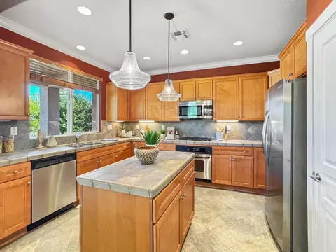 2874 Coopers Hawk Loop, Lincoln, CA 95648 photo 11