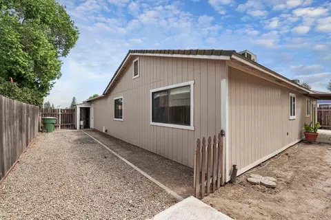 233 S Roxie Dr, Ripon, CA 95366 photo 40