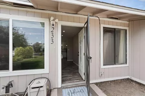 233 S Roxie Dr, Ripon, CA 95366 photo 7