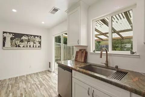 233 S Roxie Dr, Ripon, CA 95366 photo 17