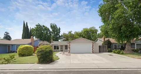 233 S Roxie Dr, Ripon, CA 95366 photo 1