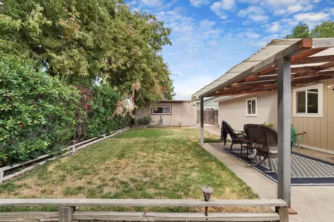 233 S Roxie Dr, Ripon, CA 95366 photo 34