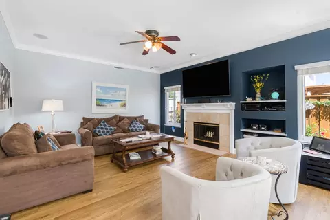 Living - 1402 Egret Dr, Tracy, CA 95376 photo 1 of 3