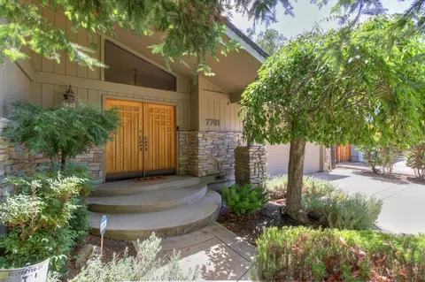 7701 Sleepy River Way, Sacramento, CA 95831