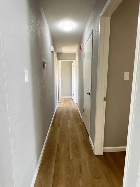 Entry Way - 2816 10th St, Ceres, CA 95307 photo 2 of 2