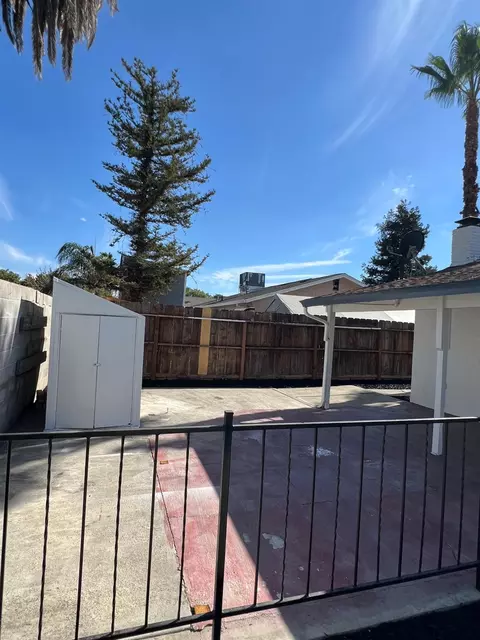 Exterior - 2816 10th St, Ceres, CA 95307 photo 7 of 8