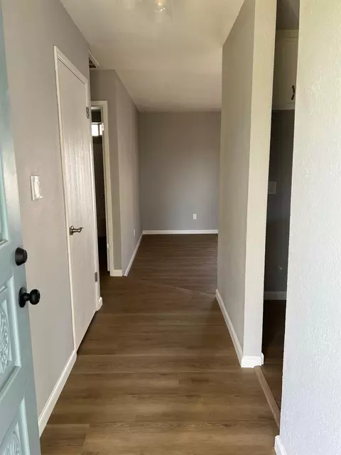 Entry Way - 2816 10th St, Ceres, CA 95307 photo 1 of 2