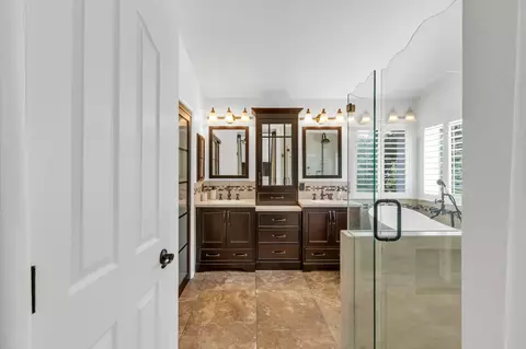 Bath - 3326 El Castillo Ct, Antelope, CA 95843 photo 7 of 10