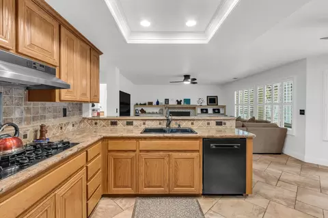Kitchen - 3326 El Castillo Ct, Antelope, CA 95843 photo 5 of 5