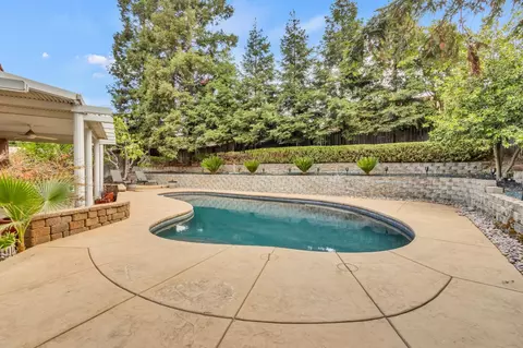 Exterior - 3326 El Castillo Ct, Antelope, CA 95843 photo 6 of 9