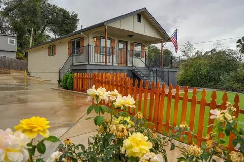 Exterior - 314 E Main St, Ione, CA 95640 photo 6 of 18