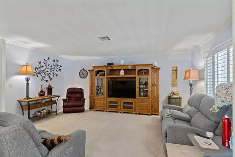 Living - 317 Dorado Ln, Modesto, CA 95356 photo 2 of 3