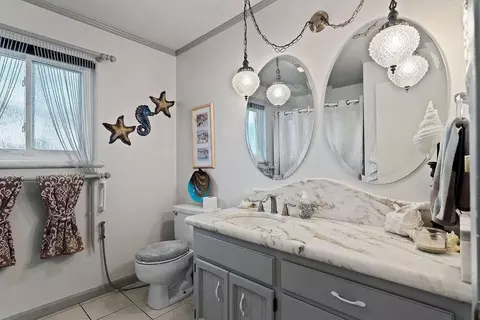 Bath - 317 Dorado Ln, Modesto, CA 95356 photo 3 of 5