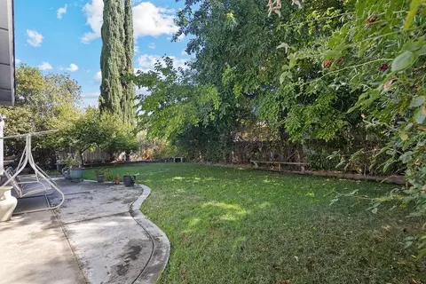 Exterior - 317 Dorado Ln, Modesto, CA 95356 photo 6 of 8