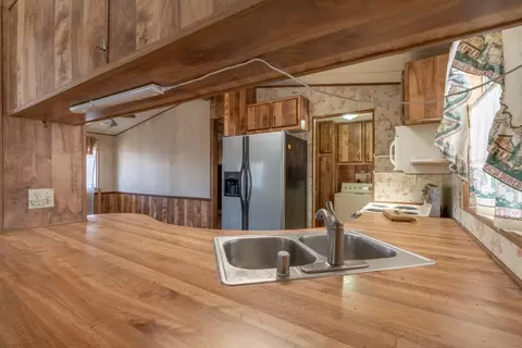 1218 E Cleveland Ave #12, Madera, CA 93638 photo 8