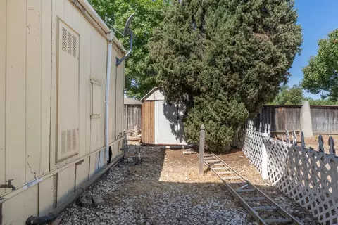 1218 E Cleveland Ave #12, Madera, CA 93638 photo 18