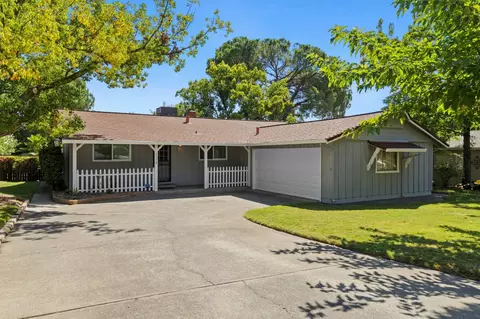 3338 Deodar St, Carmichael, CA 95608 photo 1