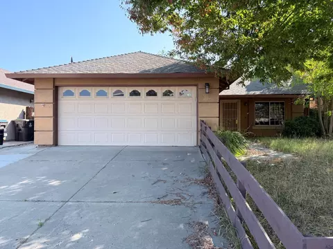 2150 Clipper Ln, Stockton, CA 95204