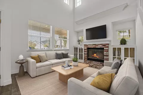 Living - 2518 Peppercorn Ln, Tracy, CA 95377 photo 8 of 9