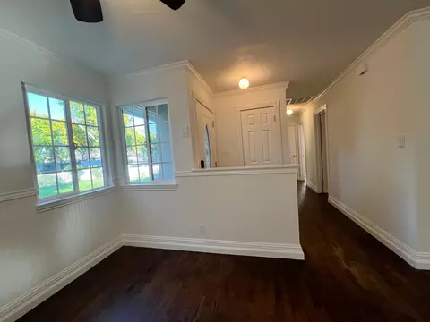 Entry Way - 208 Tokay Ave, Modesto, CA 95350 photo 1 of 1