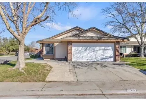 723 NE Cedar Flat Ave, Galt, CA 95632