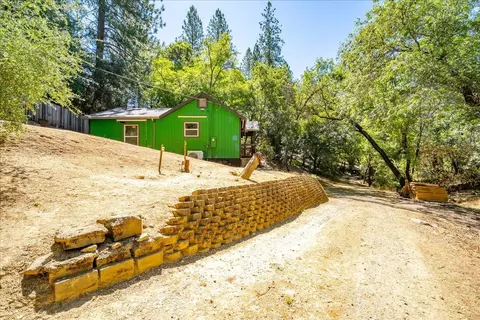 Exterior - 2500 Gold Bug Ln, Placerville, CA 95667 photo 19 of 36