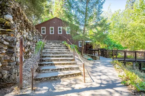 Exterior - 2500 Gold Bug Ln, Placerville, CA 95667 photo 34 of 36