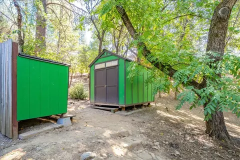 Exterior - 2500 Gold Bug Ln, Placerville, CA 95667 photo 10 of 36