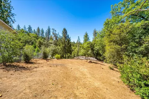 Exterior - 2500 Gold Bug Ln, Placerville, CA 95667 photo 23 of 36