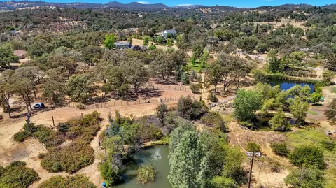 View/Area - 24733 Clayton Rd, Grass Valley, CA 95949 photo 3 of 8