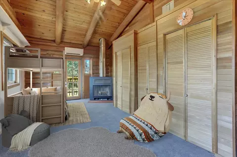 Bedroom - 24733 Clayton Rd, Grass Valley, CA 95949 photo 9 of 13