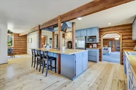 Kitchen - 24733 Clayton Rd, Grass Valley, CA 95949 photo 1 of 5