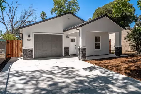 4300 35th St, Sacramento, CA 95820