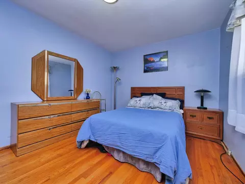 Bedroom - 28044 Thackeray Ave, Hayward, CA 94544 photo 2 of 4