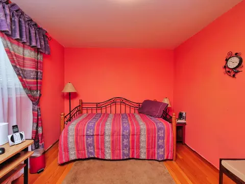 Bedroom - 28044 Thackeray Ave, Hayward, CA 94544 photo 3 of 4