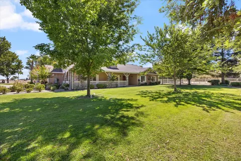 Exterior - 11109 Nygaard, Wilton, CA 95693 photo 3 of 20